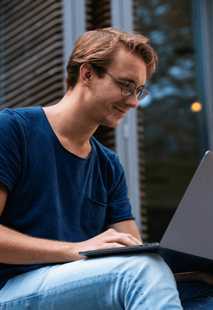 Why Choose Our Swedish Translation Services Image